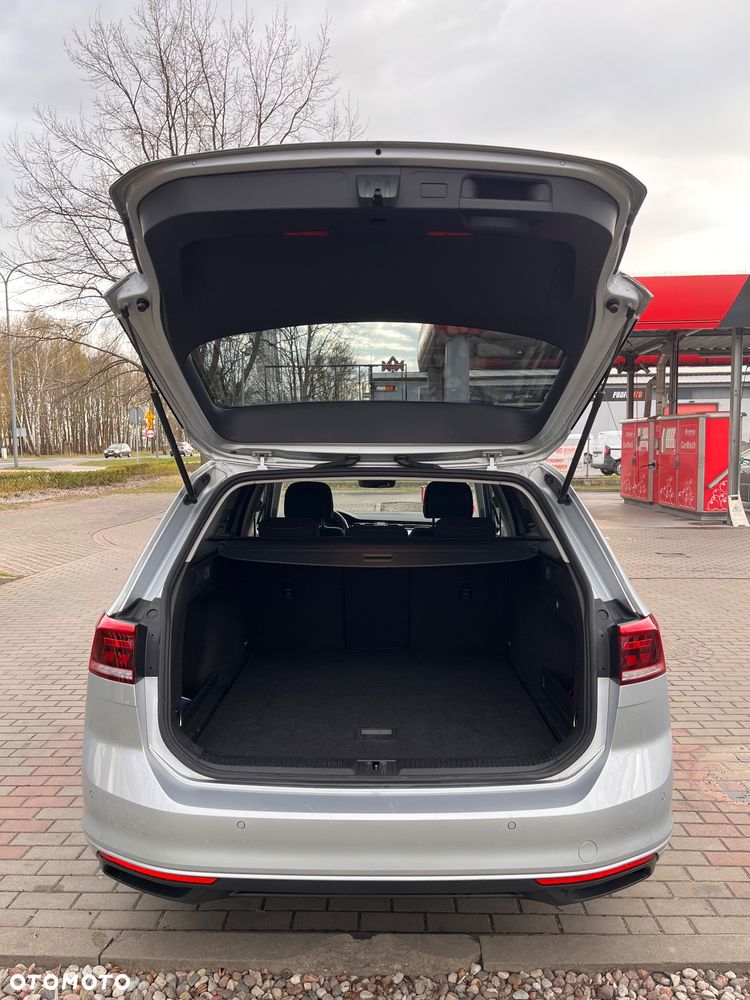 Volkswagen Passat 2.0 TDI EVO Business DSG - 20