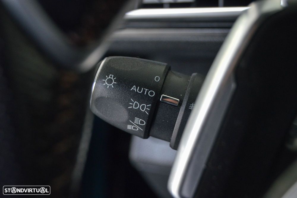 Peugeot 5008 1.5 BlueHDi GT Line EAT8 - 33