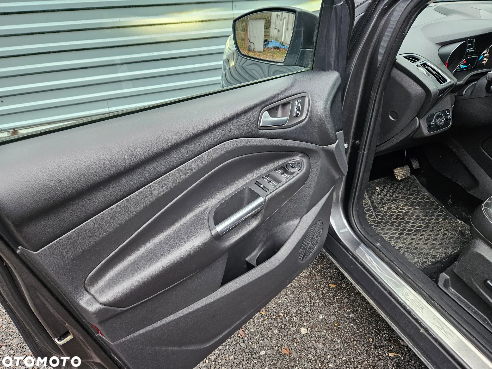 Ford Kuga 2.0 TDCi 4WD Titanium - 8