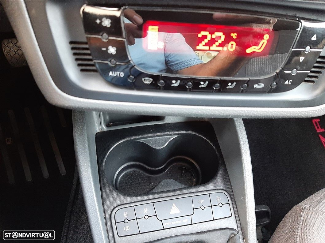 SEAT Ibiza ST 1.6 TDI Reference DPF - 23