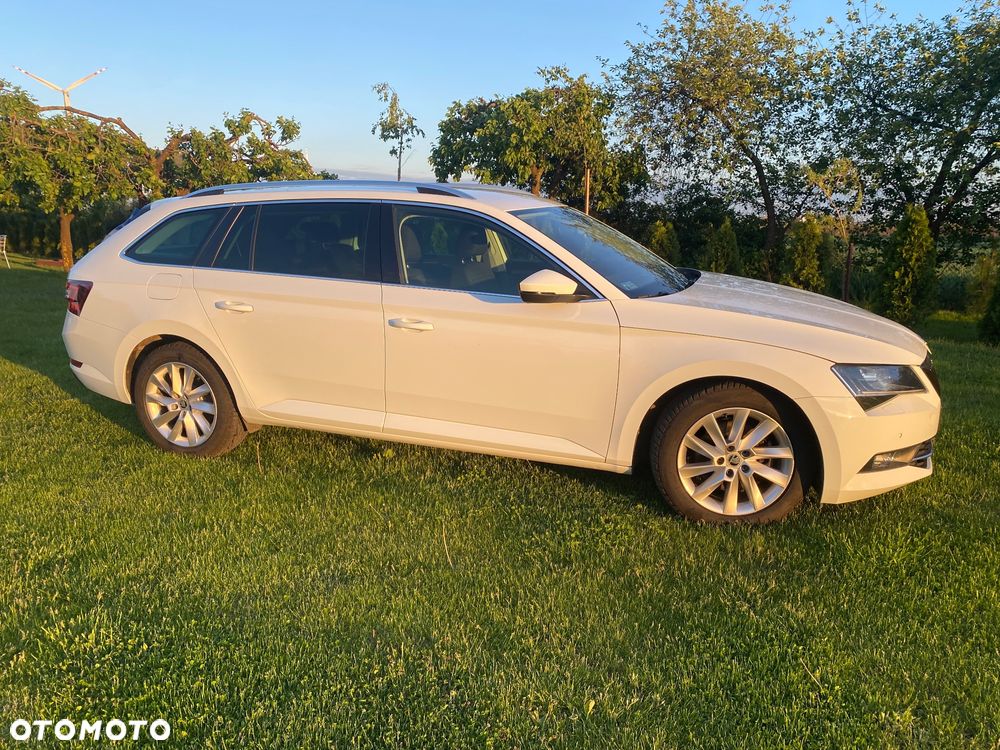 Skoda Superb 2.0 TDI Style - 3