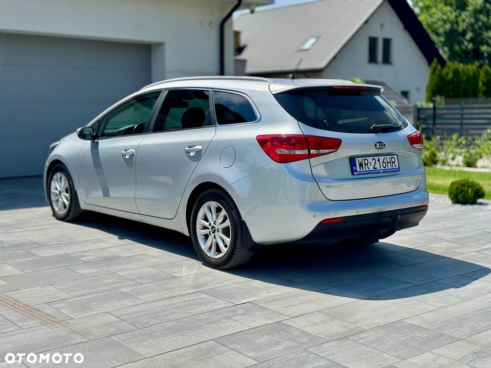 Kia Ceed 1.6 GDI DCT Platinum Edition - 8
