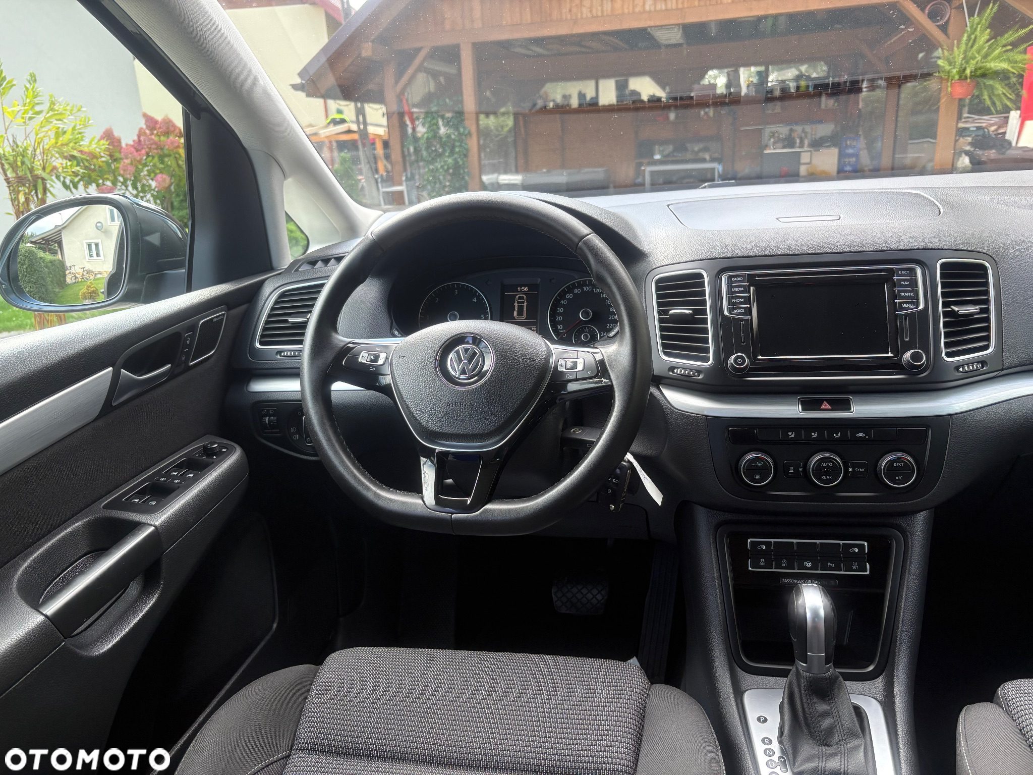 Volkswagen Sharan 2.0 TDI DSG (BlueMotion Technology) Comfortline - 19