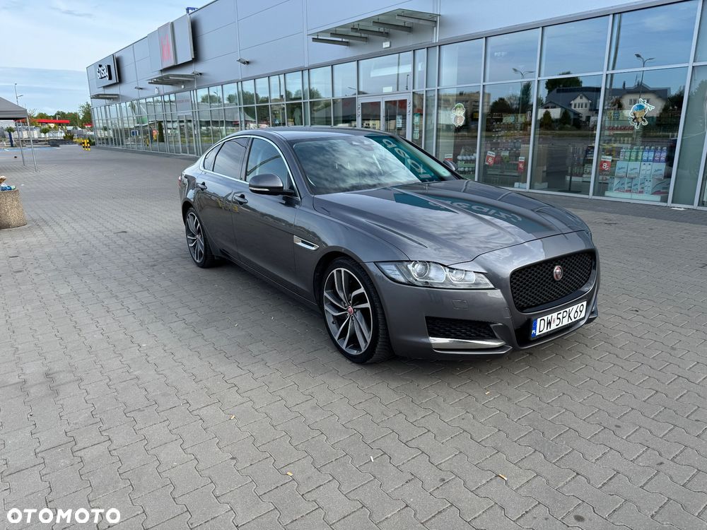 Jaguar XF - 2