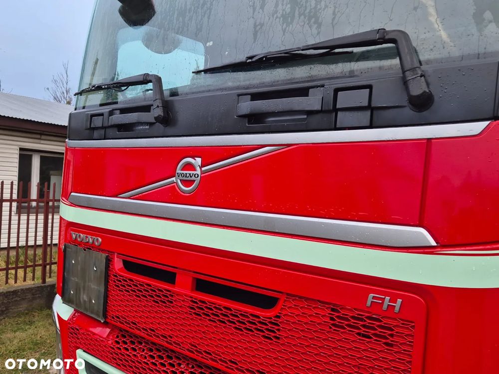 Volvo FH GLOBETROTTER - 17