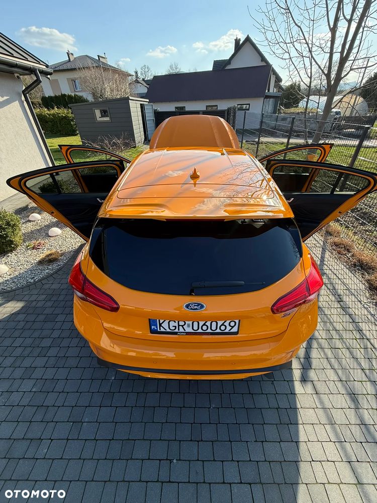 Ford Focus 2.3 EcoBoost S&S ST Edition - 9