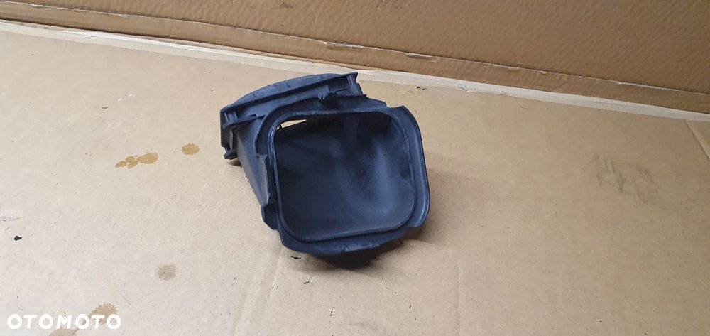 Wlot dolot kanał powietrza BMW M5 G30 F90 8053384 - 3
