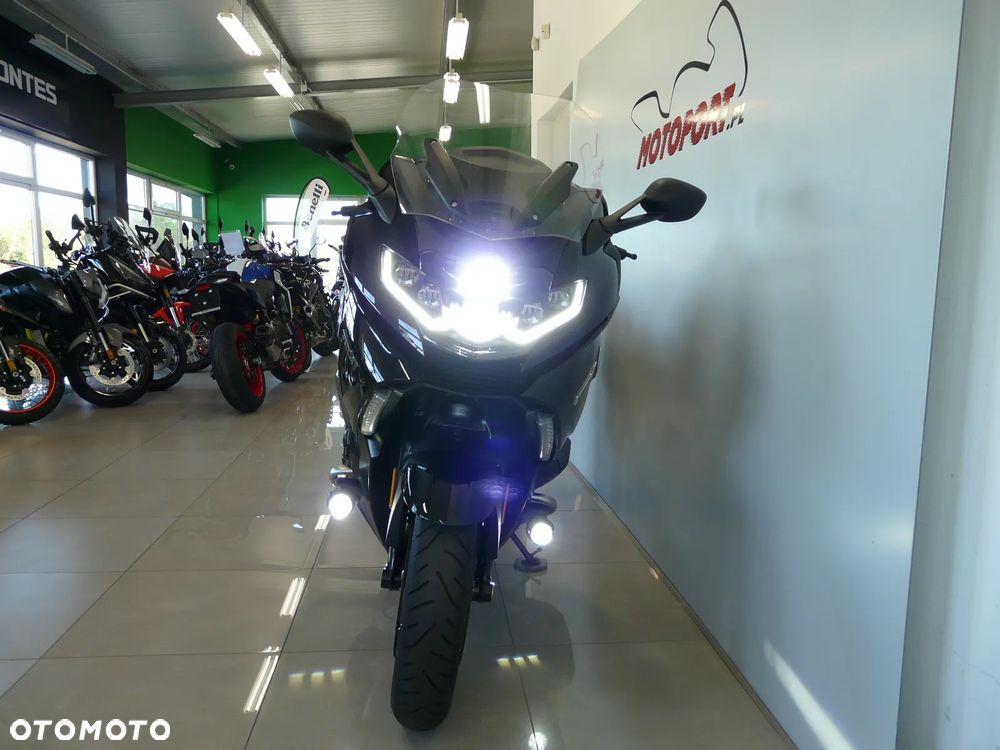 BMW K - 29