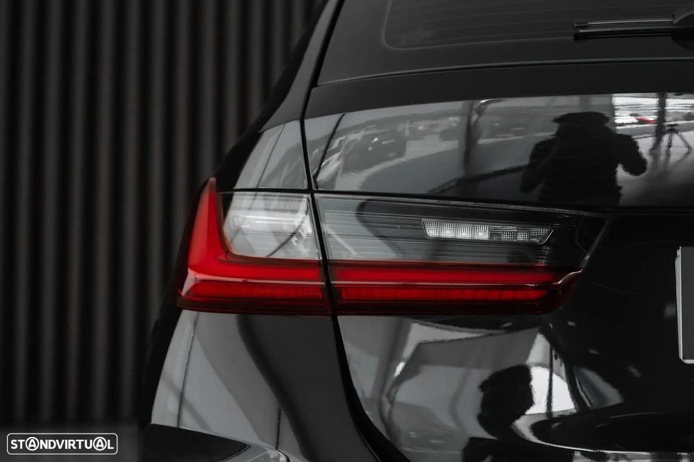 BMW 318 d Aut. Sport Line - 11