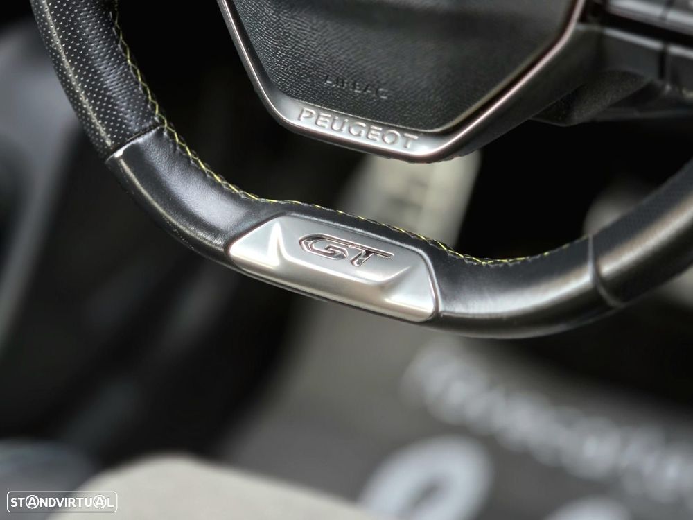 Peugeot e-2008 50 kWh GT - 41