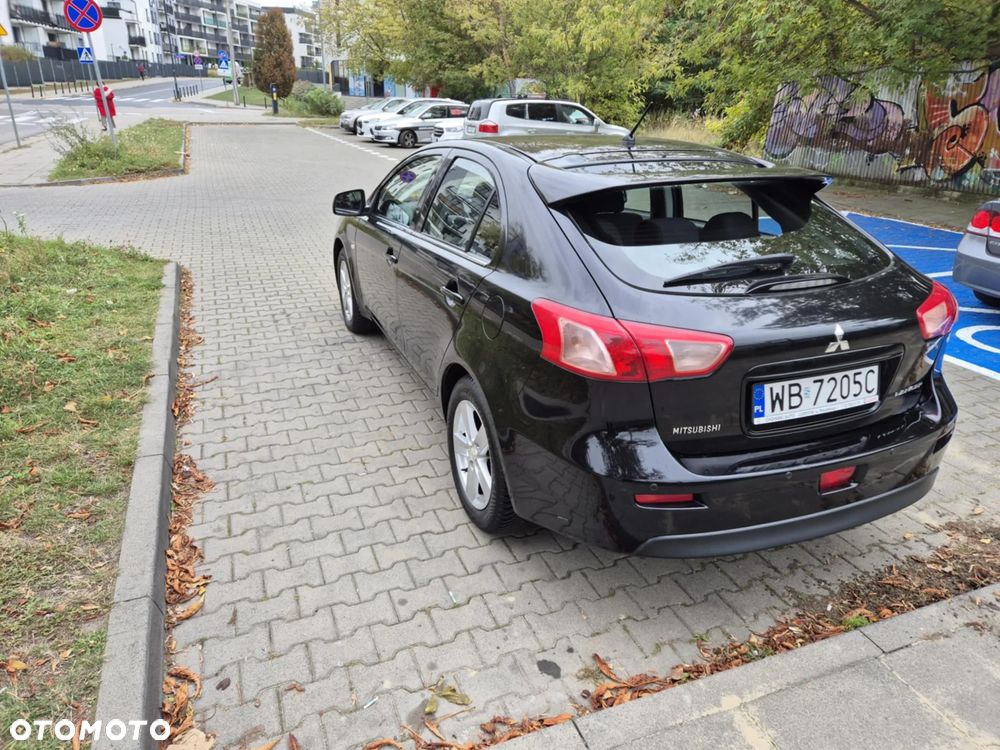 Mitsubishi Lancer - 6