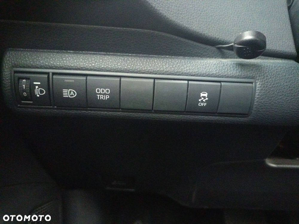 Toyota Corolla 1.8 Hybrid Comfort - 18