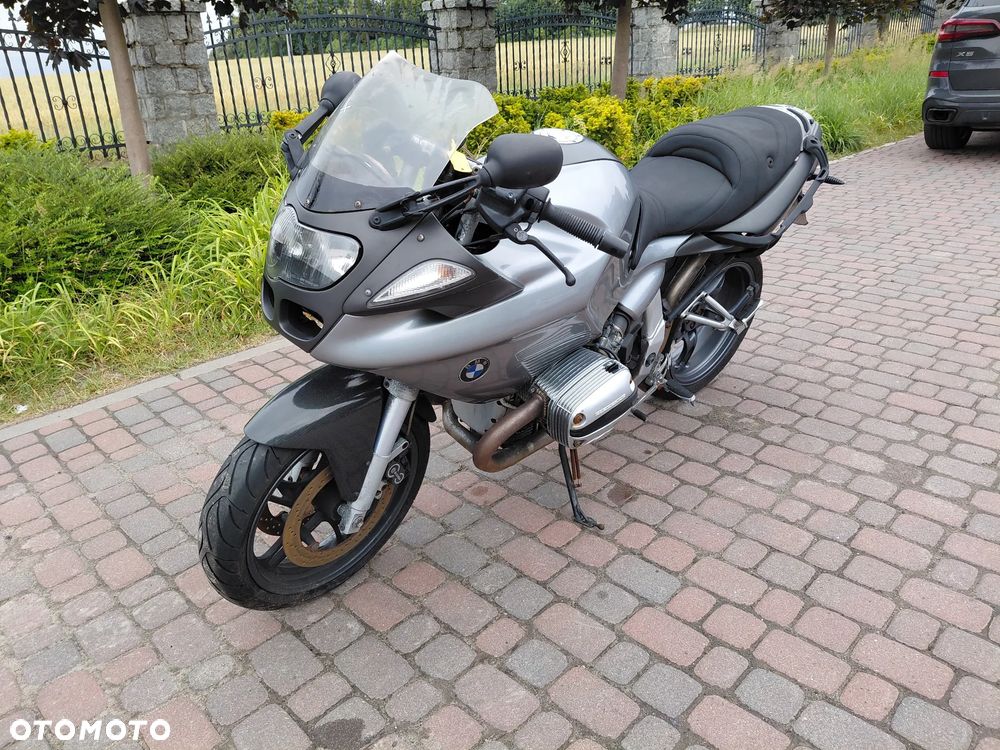 BMW R - 1