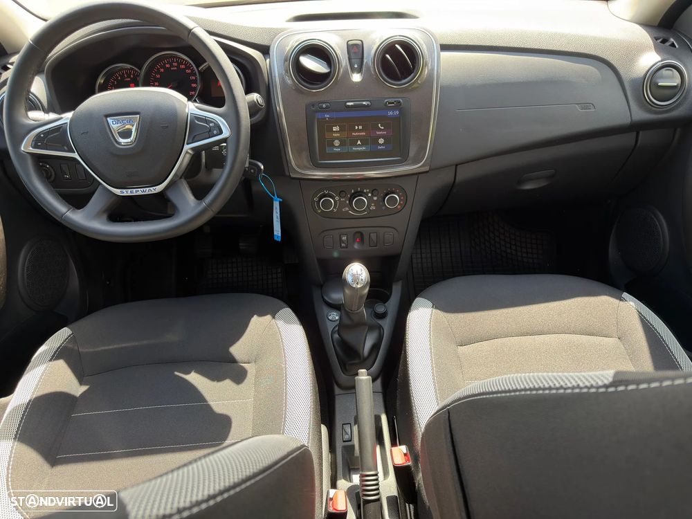 Dacia Sandero Stepway TCe 100 Prestige - 16