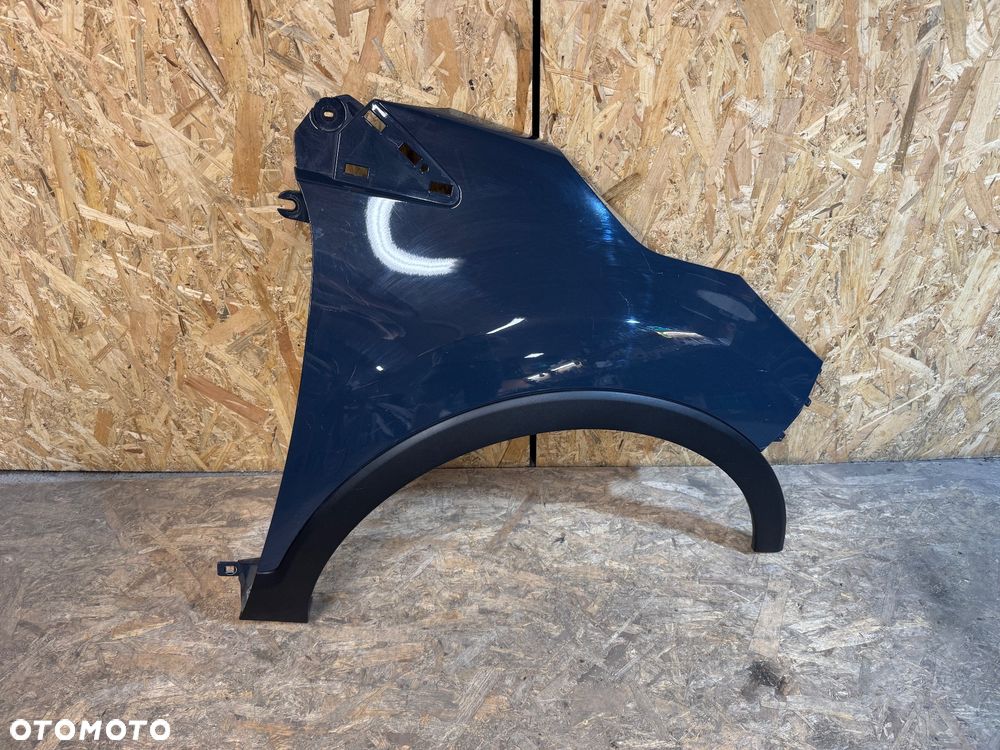 Przedni prawy błotnik renault captur I