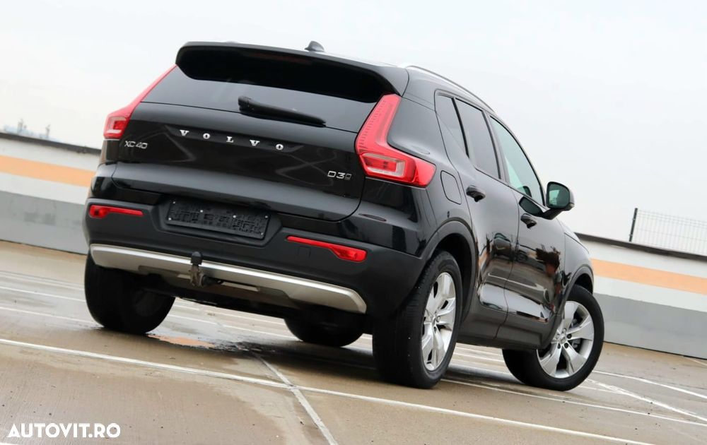 Volvo XC 40 D3 AWD Momentum Pro - 3
