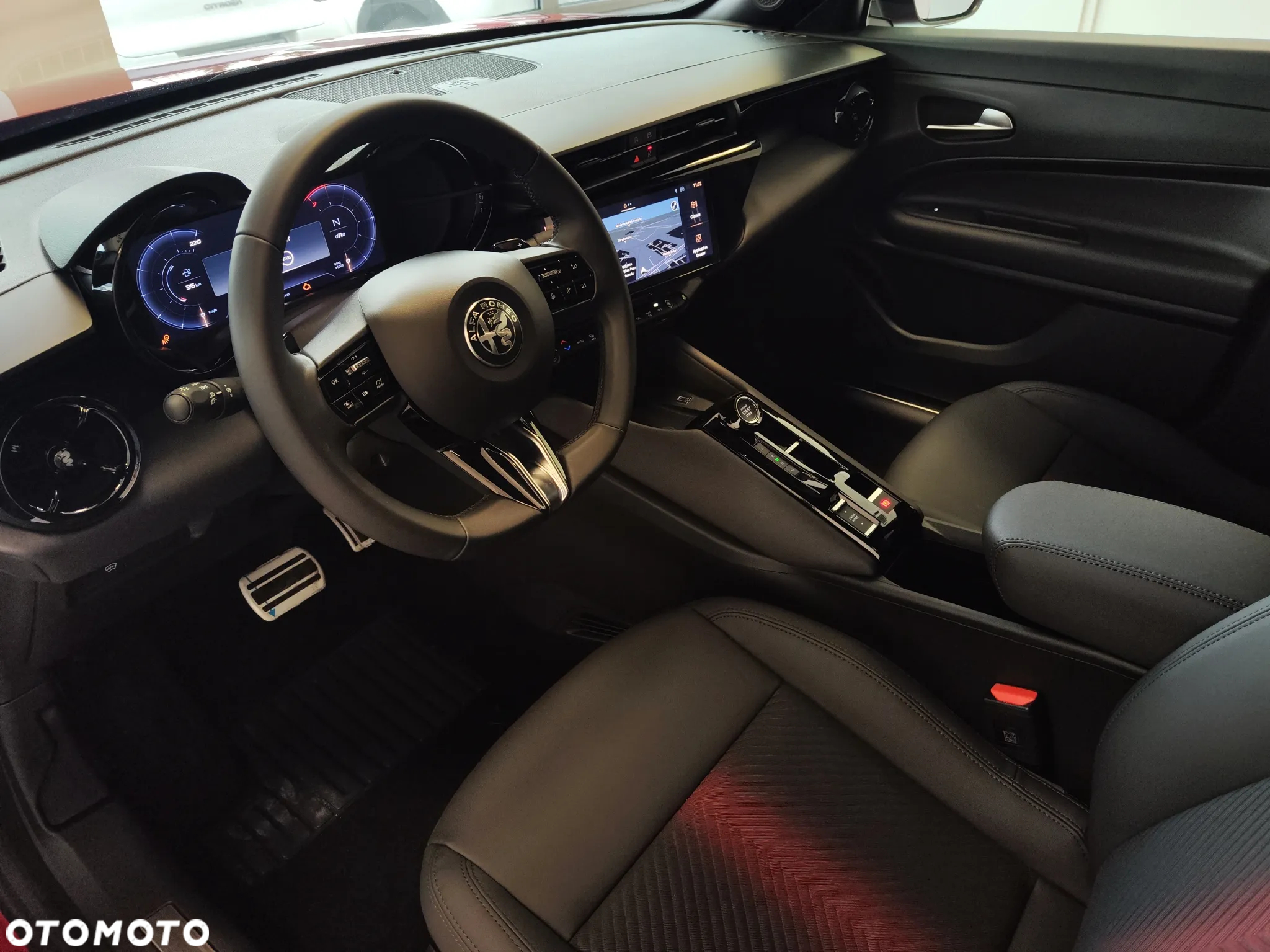 Alfa Romeo Junior 1.2 mHEV Ibrida eDCT - 13
