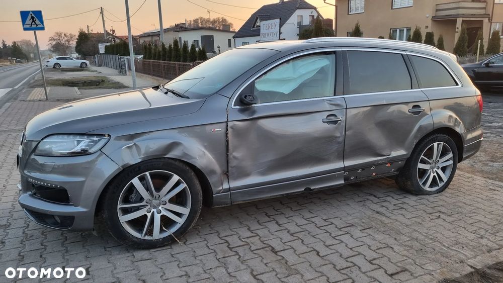 Audi Q7 - 4