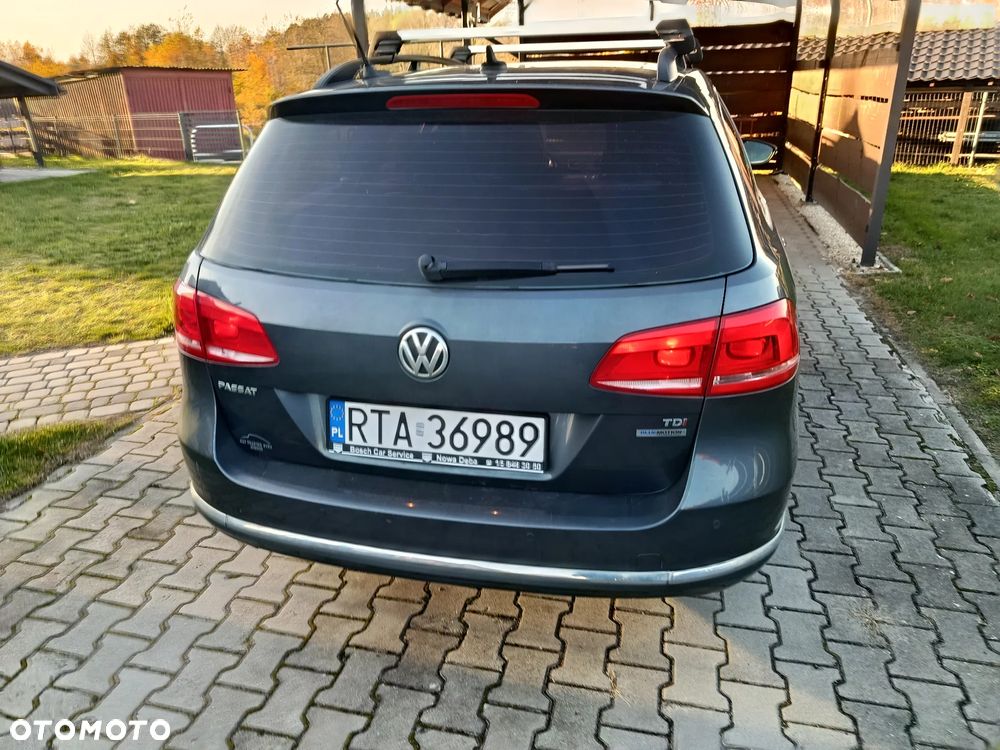 Volkswagen Passat 1.6 TDI DPF BlueMotion Technology Trendline - 3