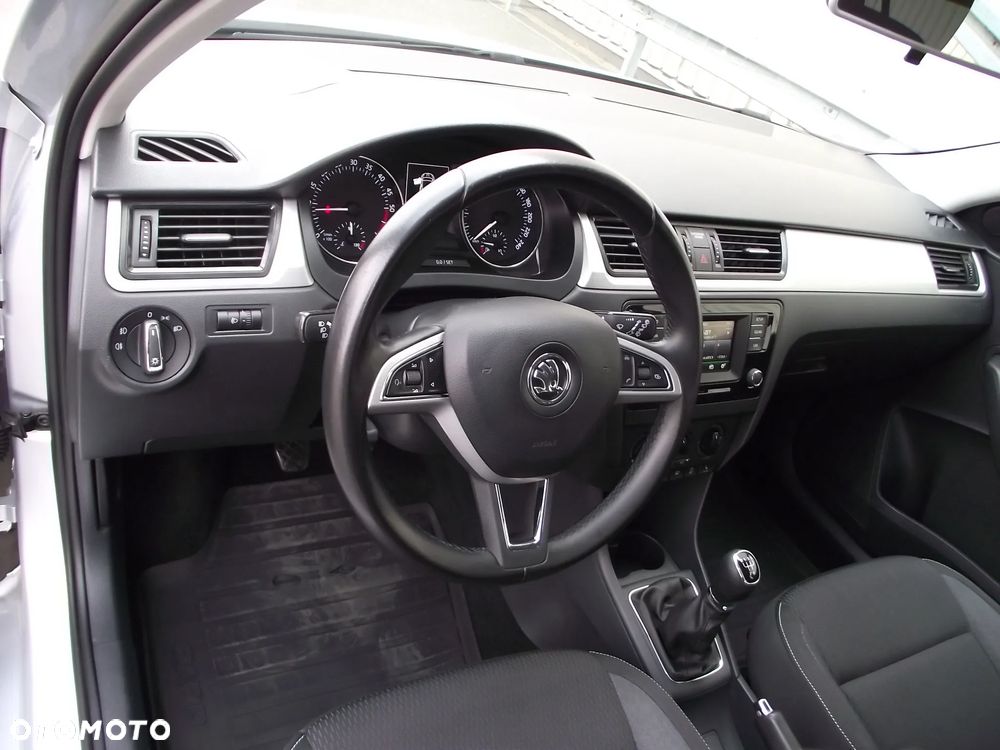 Skoda RAPID Spb 1.6 TDI DPF Ambition - 16