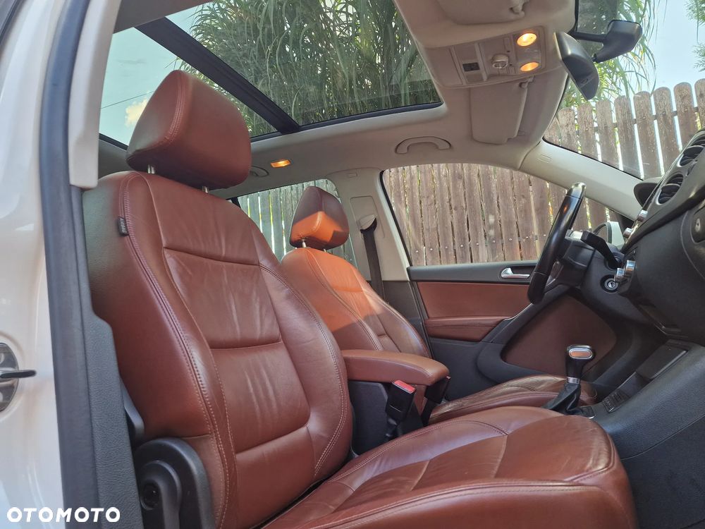 Volkswagen Tiguan 2.0 TDI 4Mot Perfectline R-Style DSG - 20