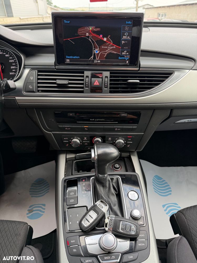 Audi A6 Avant 2.0 TDI Ultra DPF S tronic - 11