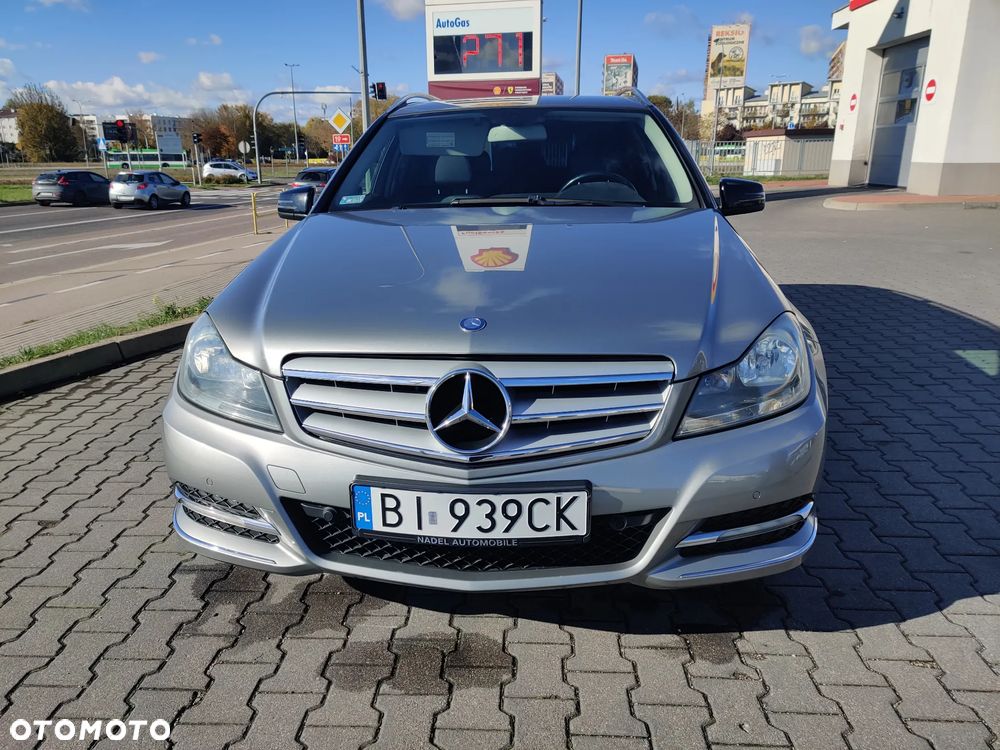 Mercedes-Benz Klasa C 250 T (BlueEFFICIENCY) 7G-TRONIC Avantgarde - 7