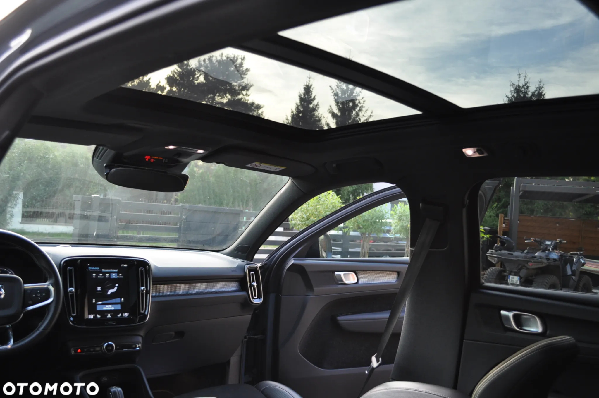 Volvo XC 40 D3 R-Design - 36