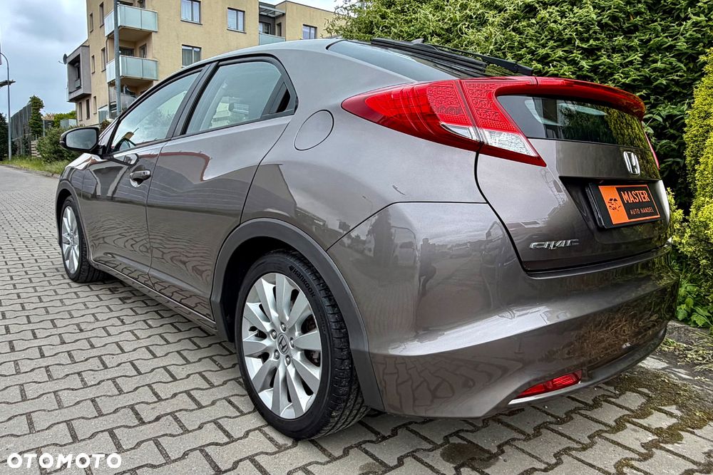 Honda Civic 1.4 i-VTEC Comfort - 9