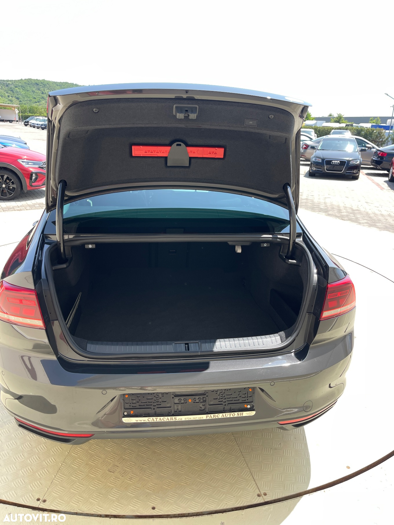 Volkswagen Passat - 26