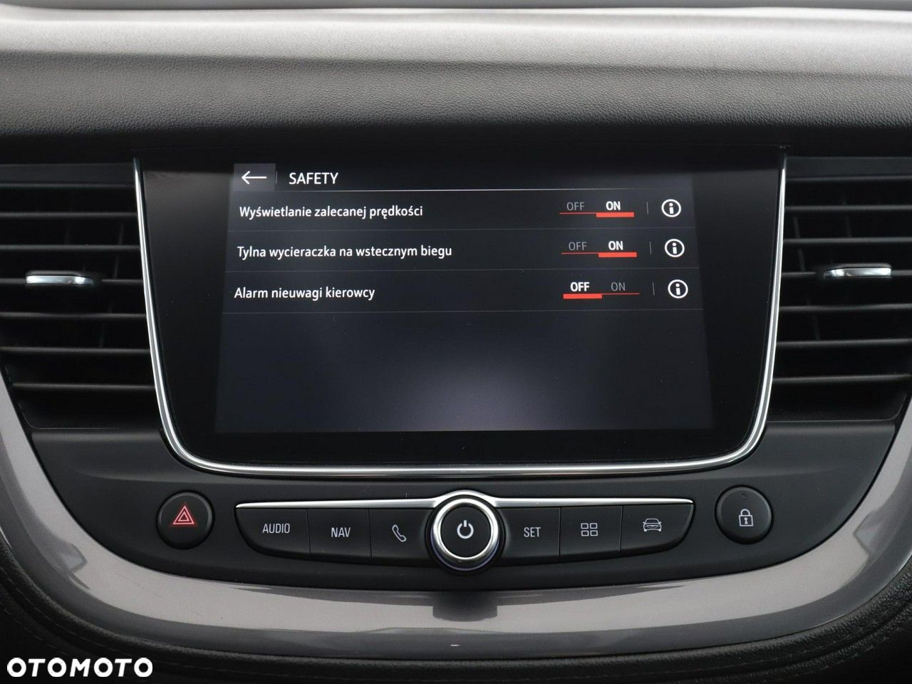 Opel Grandland X - 24