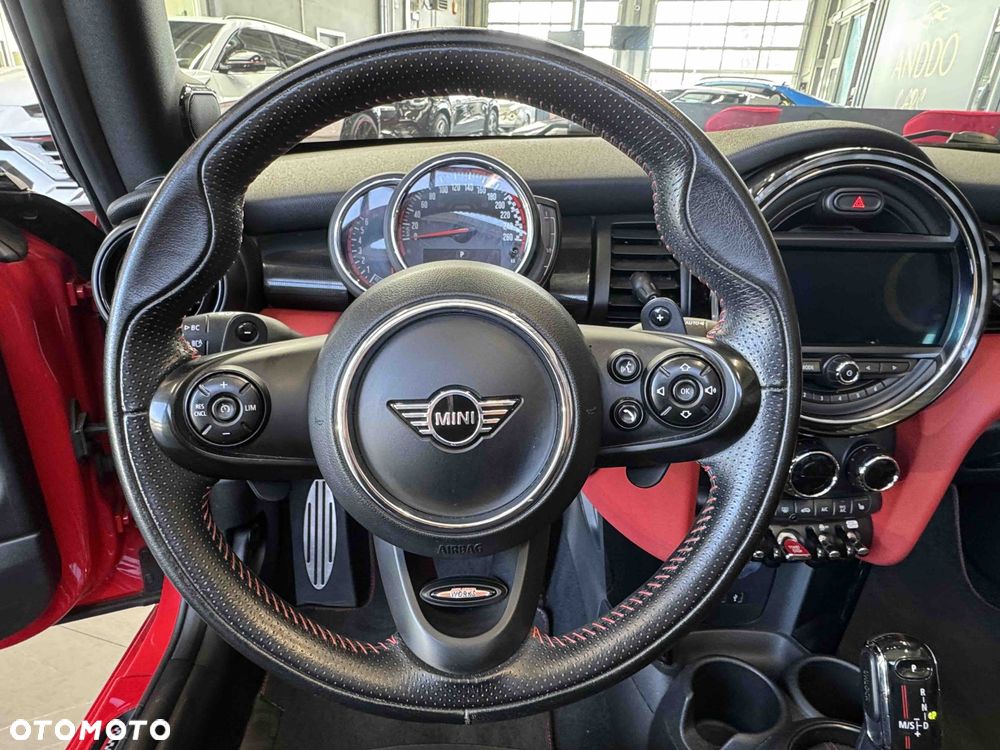 MINI John Cooper Works - 19