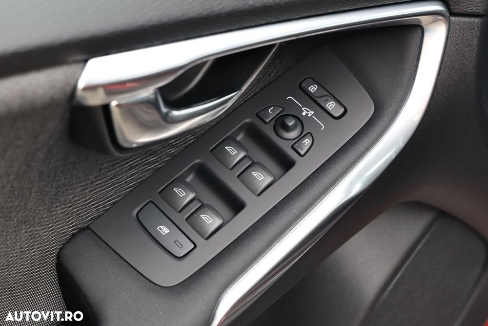 Volvo V40 Cross Country D2 - 24