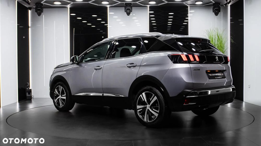 Peugeot 3008 1.2 PureTech Allure S&S - 5