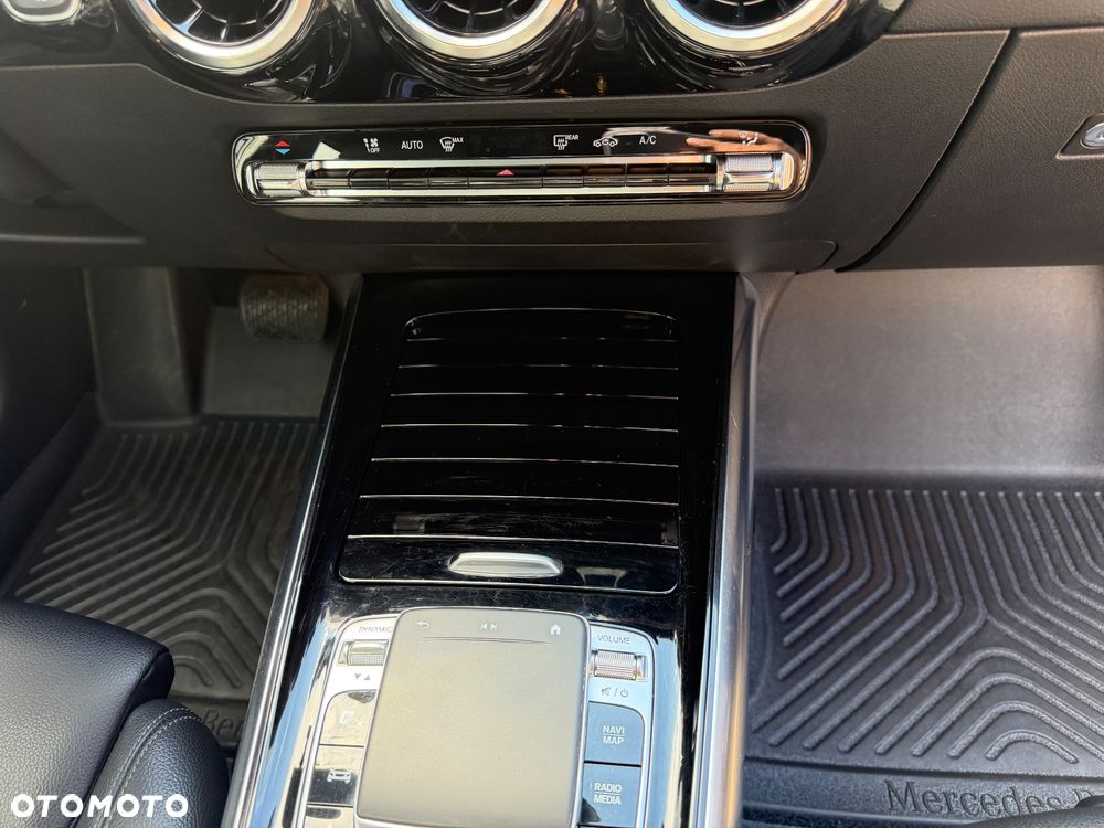 Mercedes-Benz Klasa B 200 d Style 8G-DCT - 21