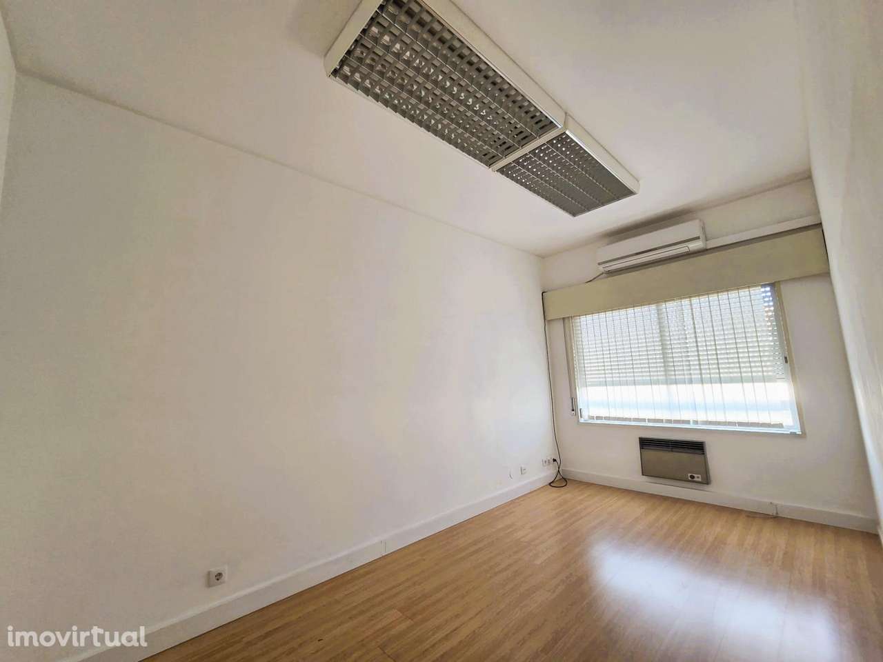 Escritório com Recepção e 3 Salas – Campo Grande, Lisboa - Grande imagem: 5/21