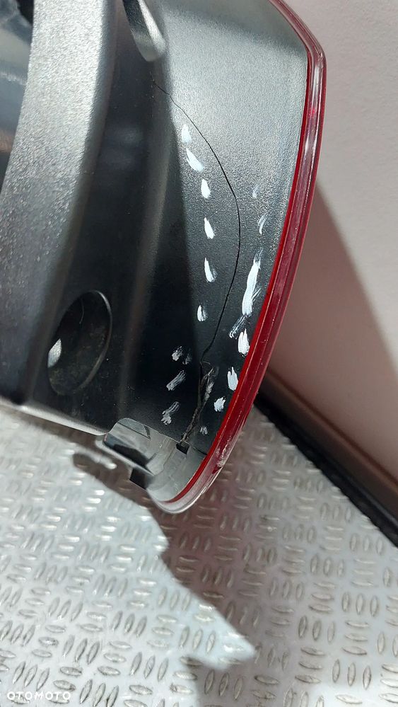 LAMPA PRAWY TYŁ USZKODZONA FIAT BRAVO II 2 R2008 - 2