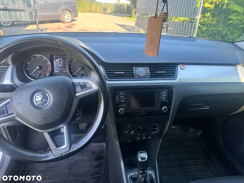 Skoda RAPID 1.2 TSI Ambition - 7