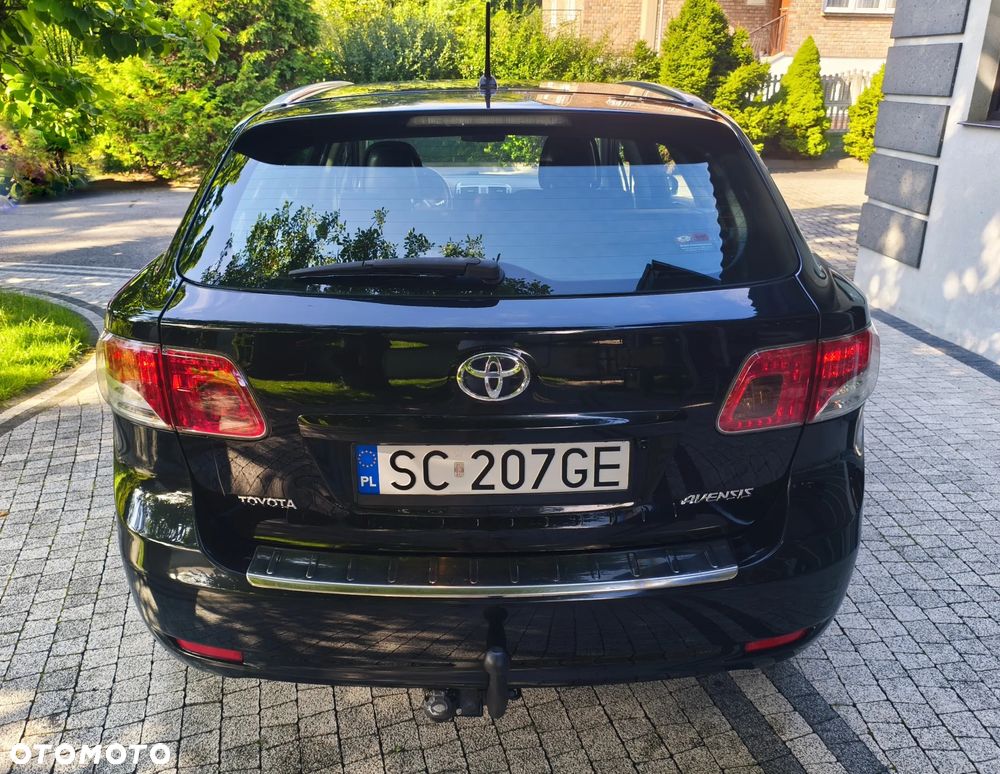 Toyota Avensis 1.8 Multidrive Edition - 9