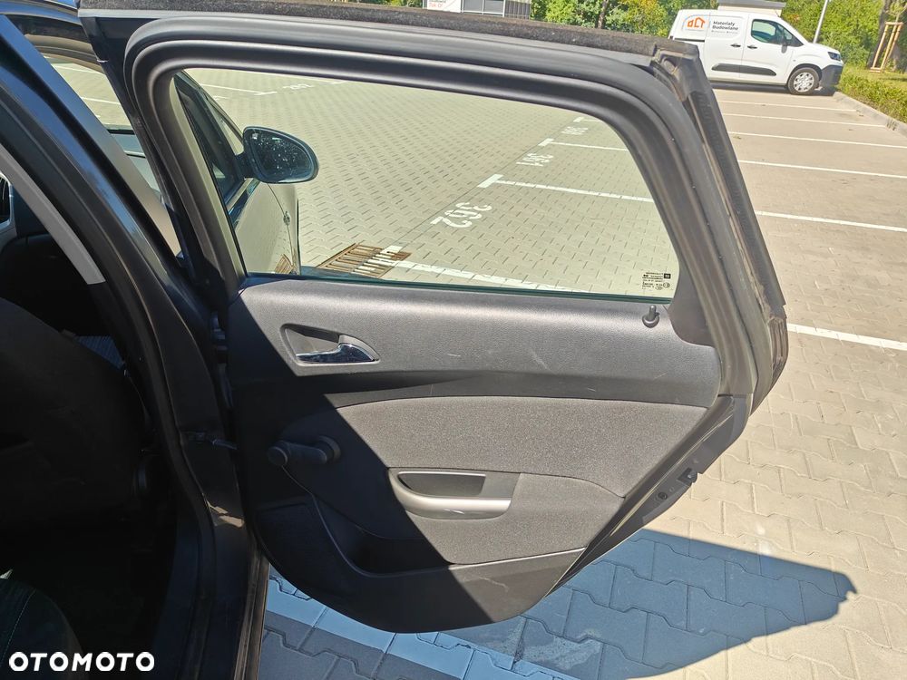 Opel Astra - 17
