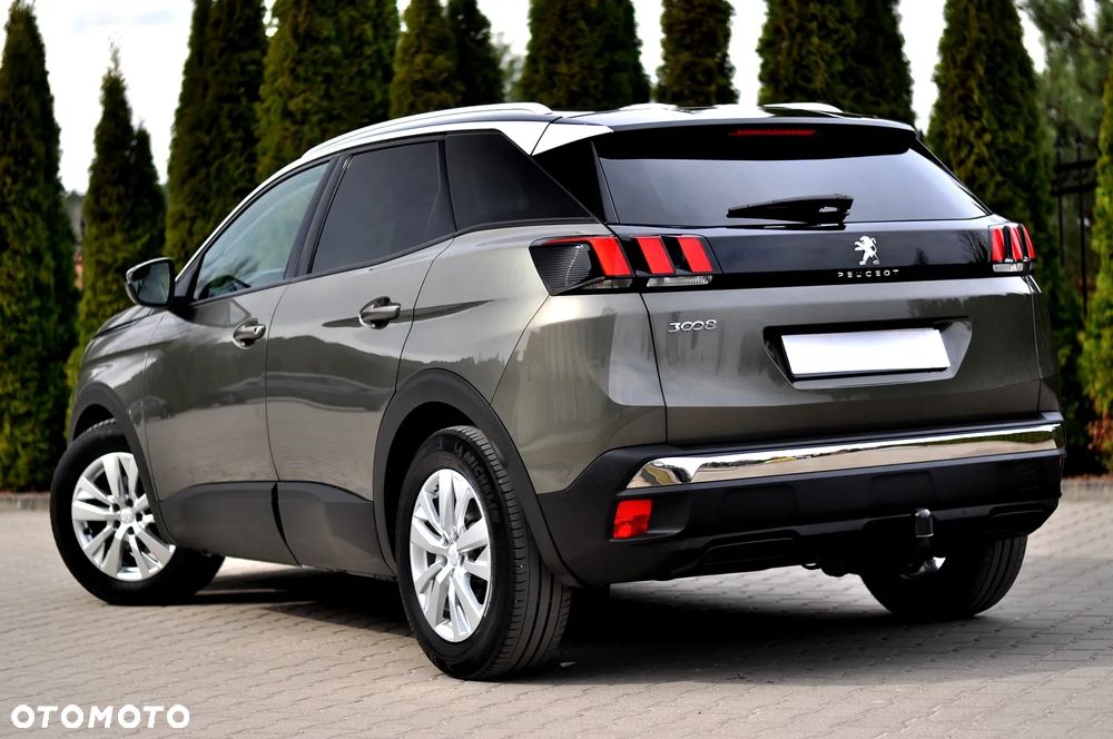 Peugeot 3008 1.2 PureTech Allure S&S - 8