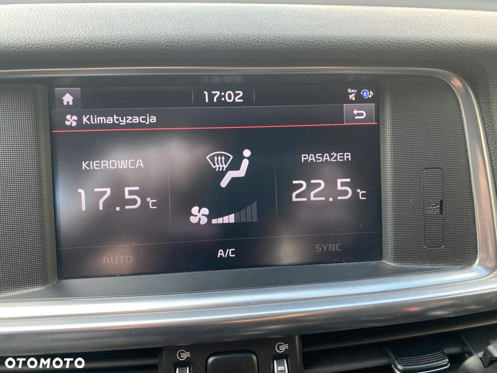 Kia Optima - 8