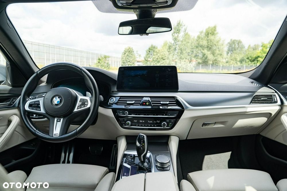 BMW Seria 5 530i xDrive mHEV M Sport sport - 20
