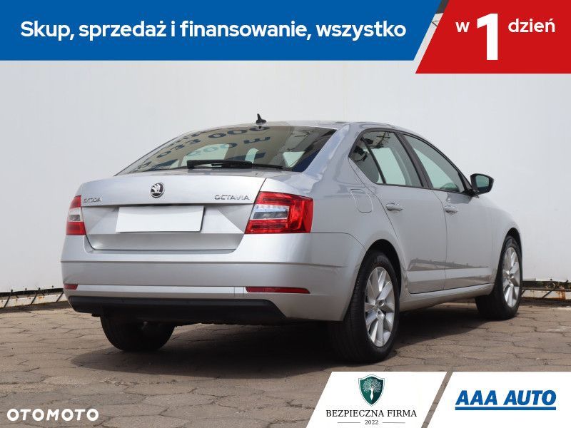 Skoda Octavia - 7
