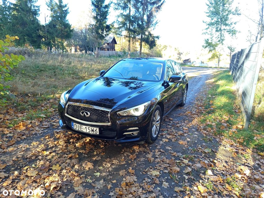 Infiniti Q50 2.0t Sport Sound Studio by Bose - 2