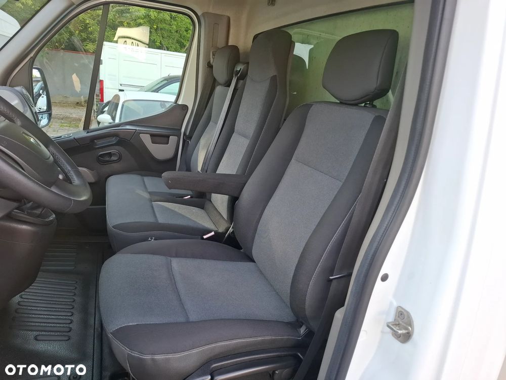 Renault Master 2.3DCI 150KM KONTENER WINDA KLIMA Faktura VAT 23% - 18