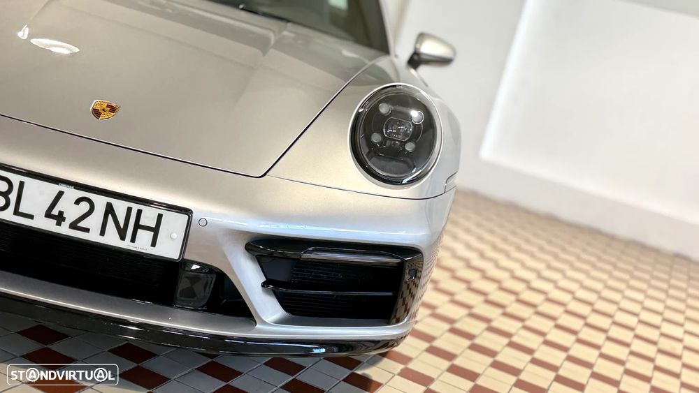 Porsche 911 (992) Targa 4 GTS PDK - 8