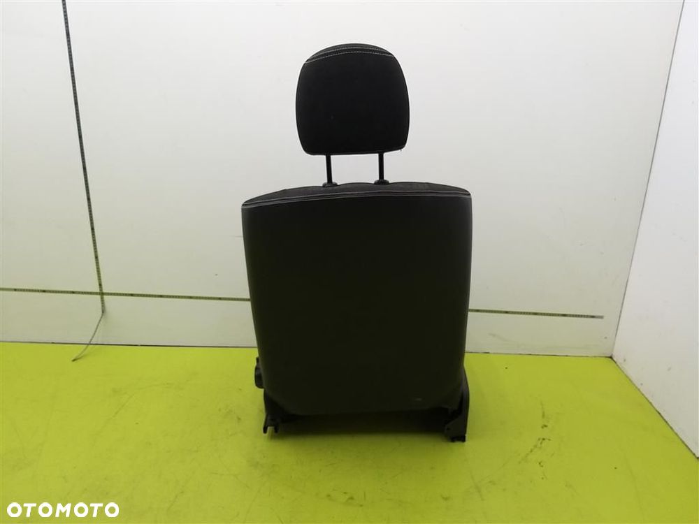 Fotel Przedni prawy Dacia Sandero I 2008-2012 - 4