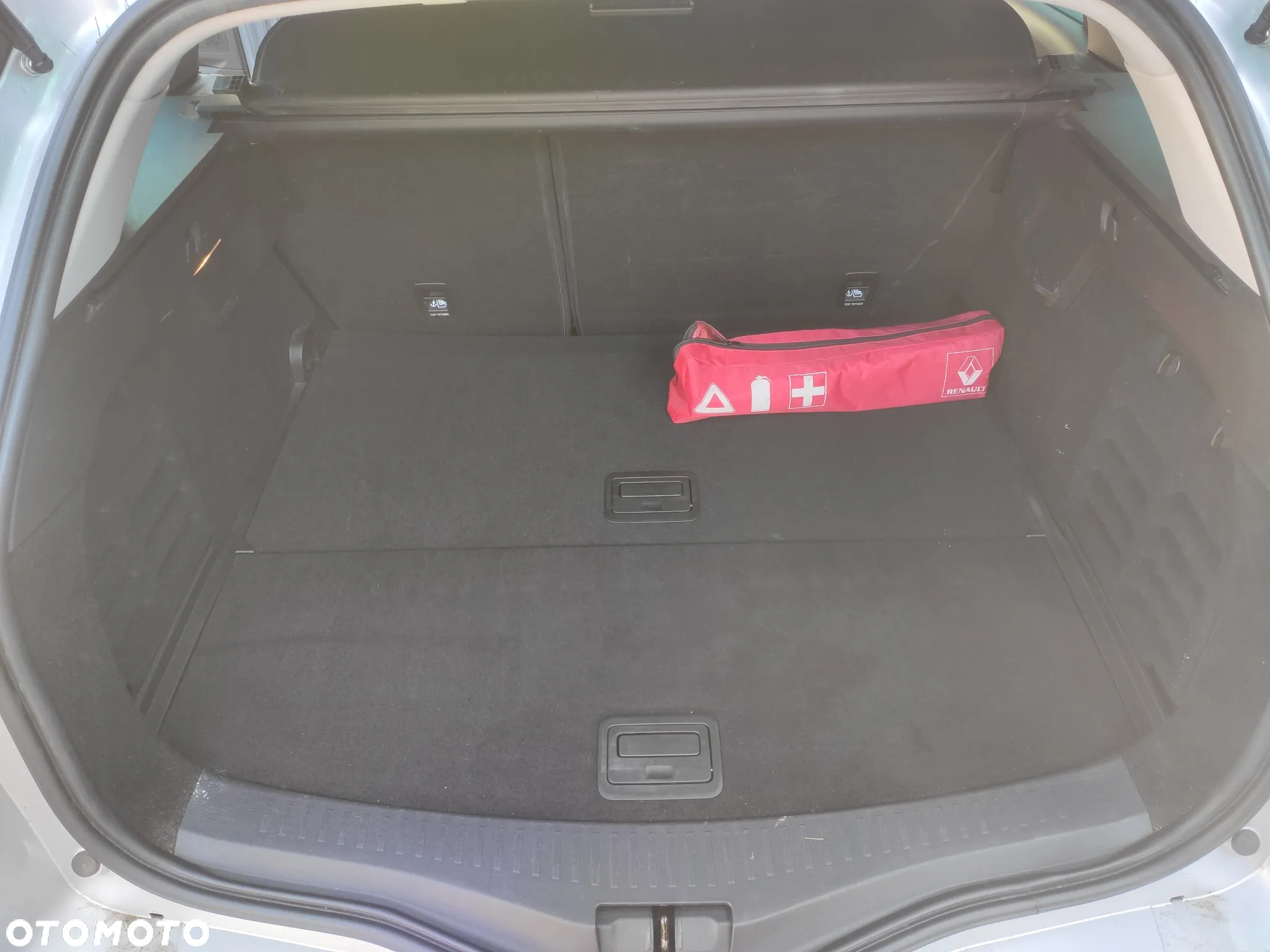 Renault Megane 1.5 Blue dCi Limited - 14