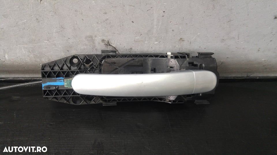 Maner exterior usa dreapta fata seat ibiza 6j - 1
